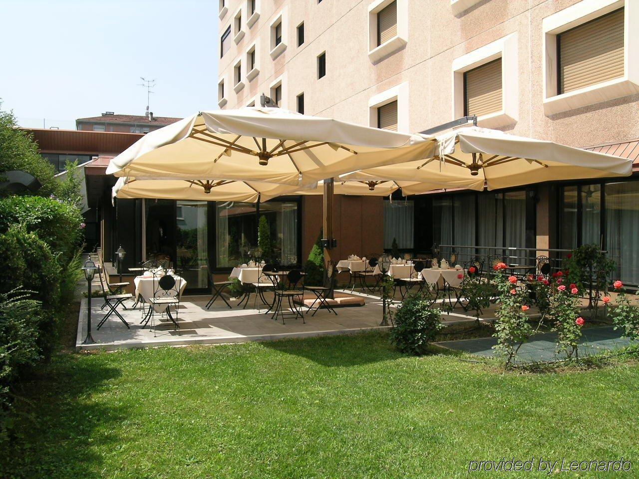 Jr Hotels Bologna Amadeus Restaurant foto